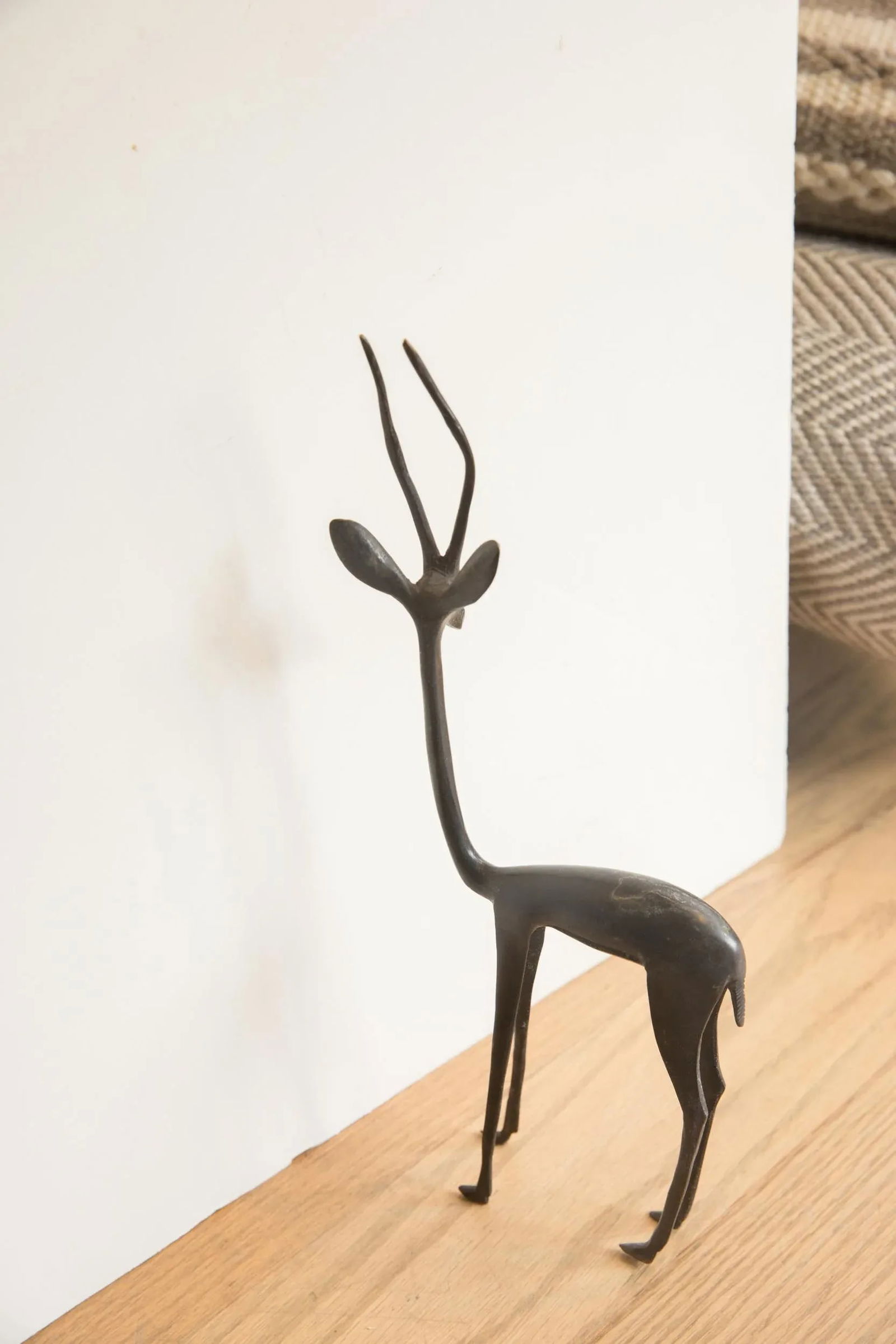 Medium Vintage African Gazelle Sculpture - 7