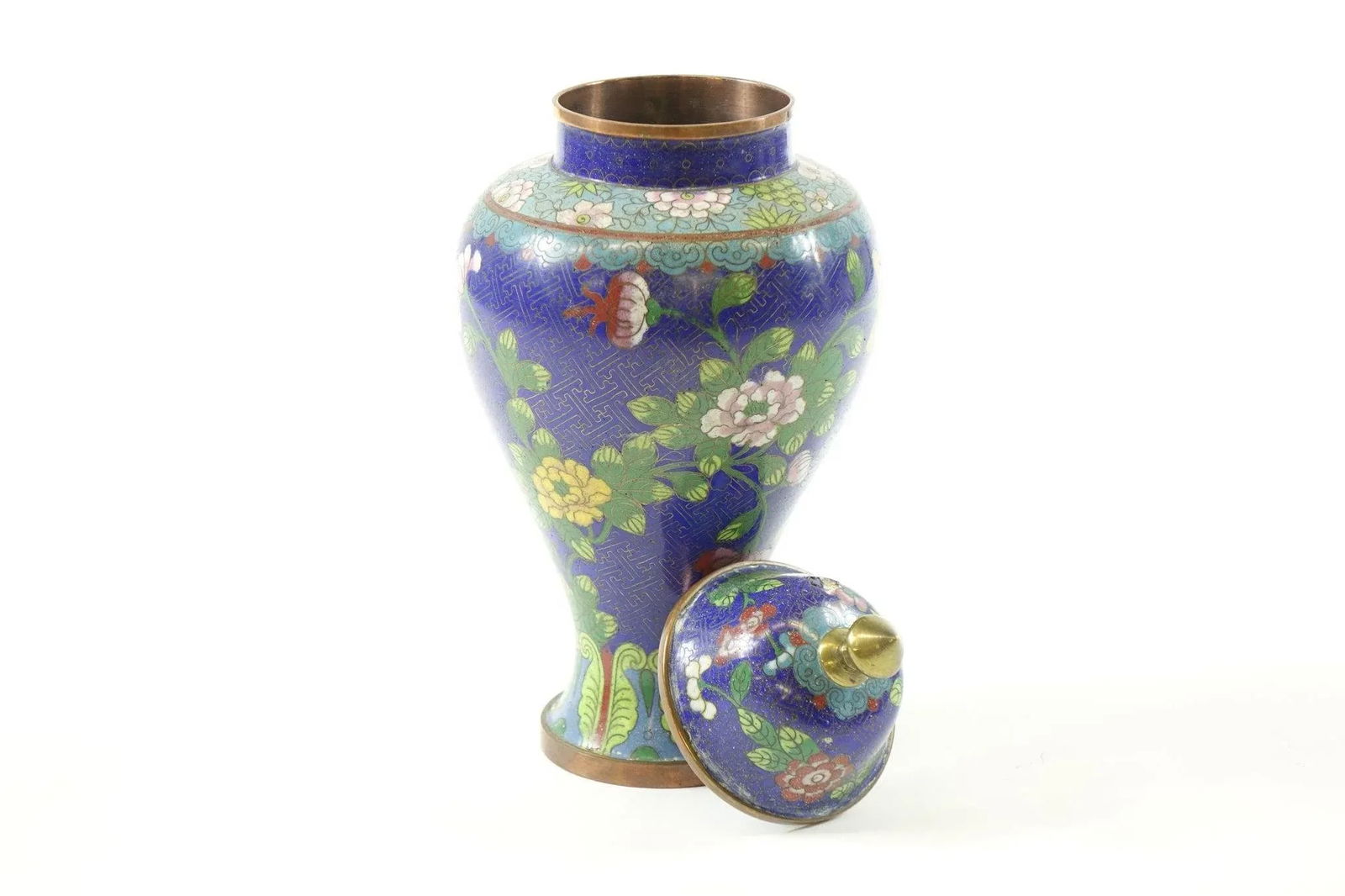 Late 19th Century Chinese Cloisonne Vase - 2