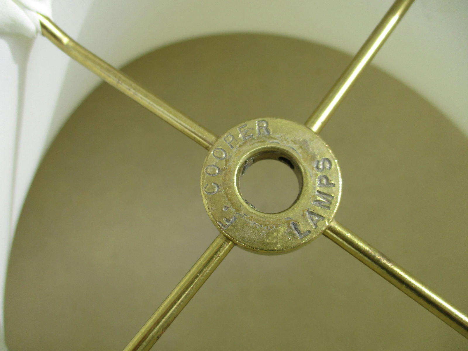 Vintage 1980's Frederick Cooper Ginger Jar Lamp With Brass Base -Original Shade - 4