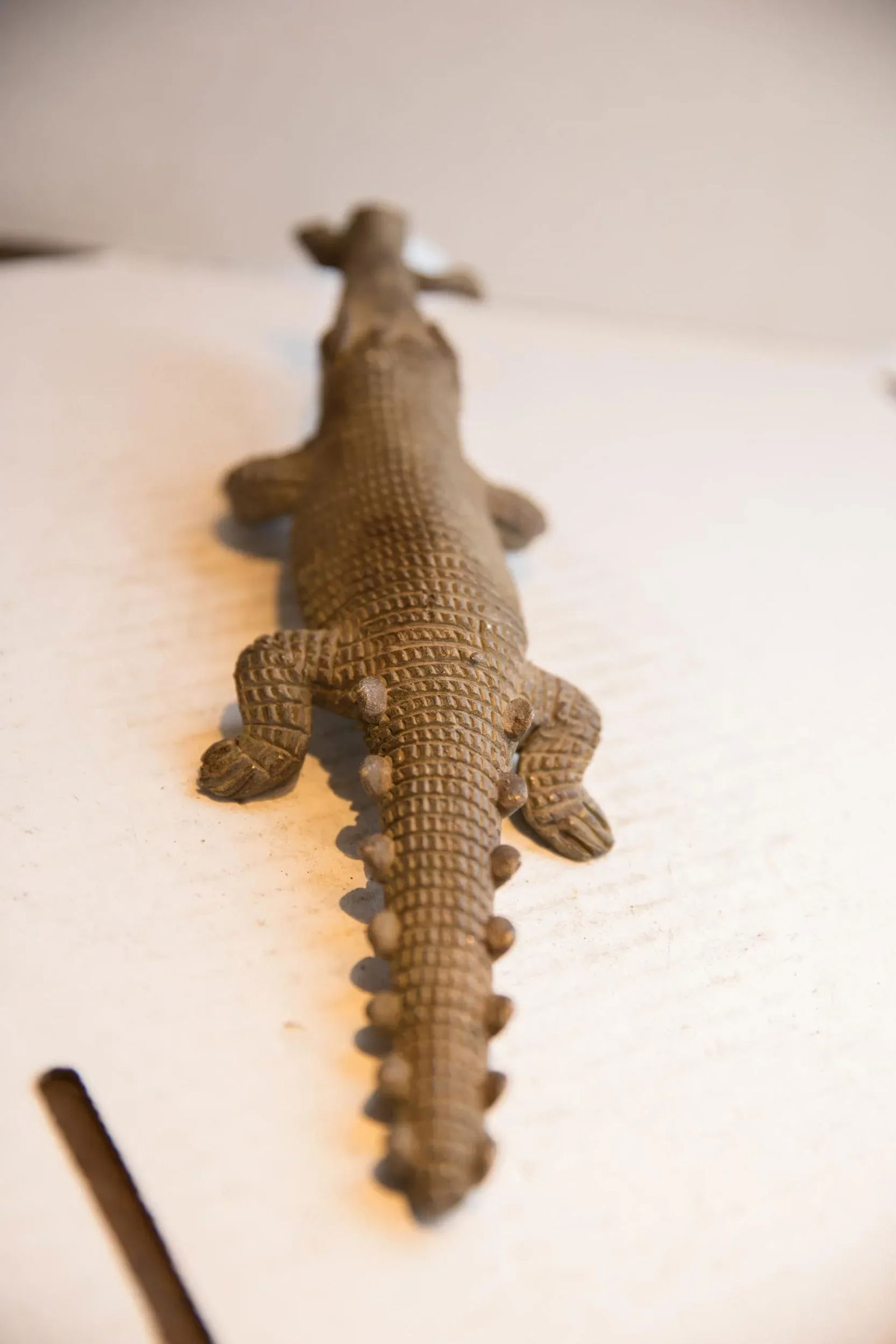 Vintage African Crocodile With Fish Sculpture - 4