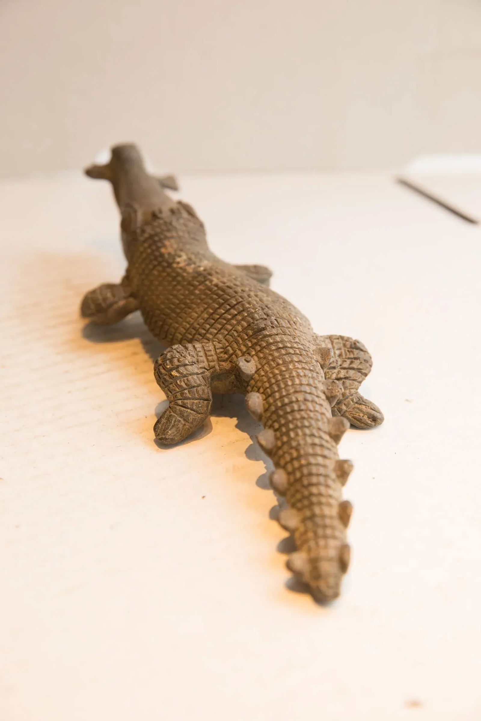 Vintage African Crocodile With Fish Sculpture - 7