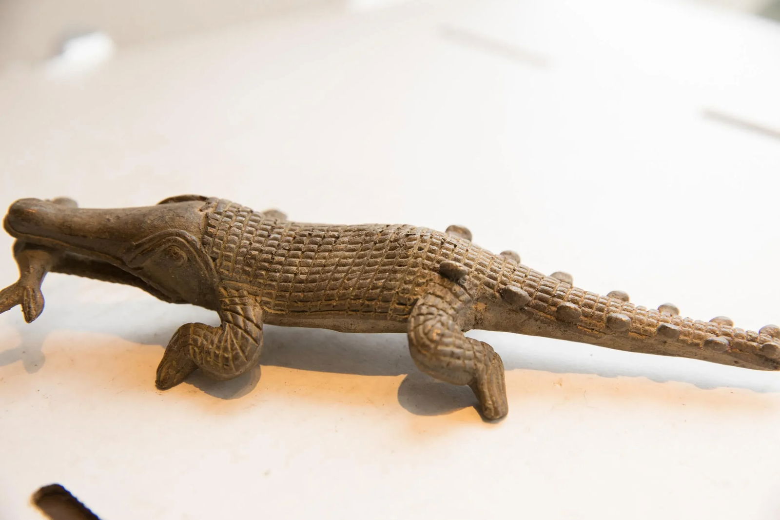 Vintage African Crocodile With Fish Sculpture - 2