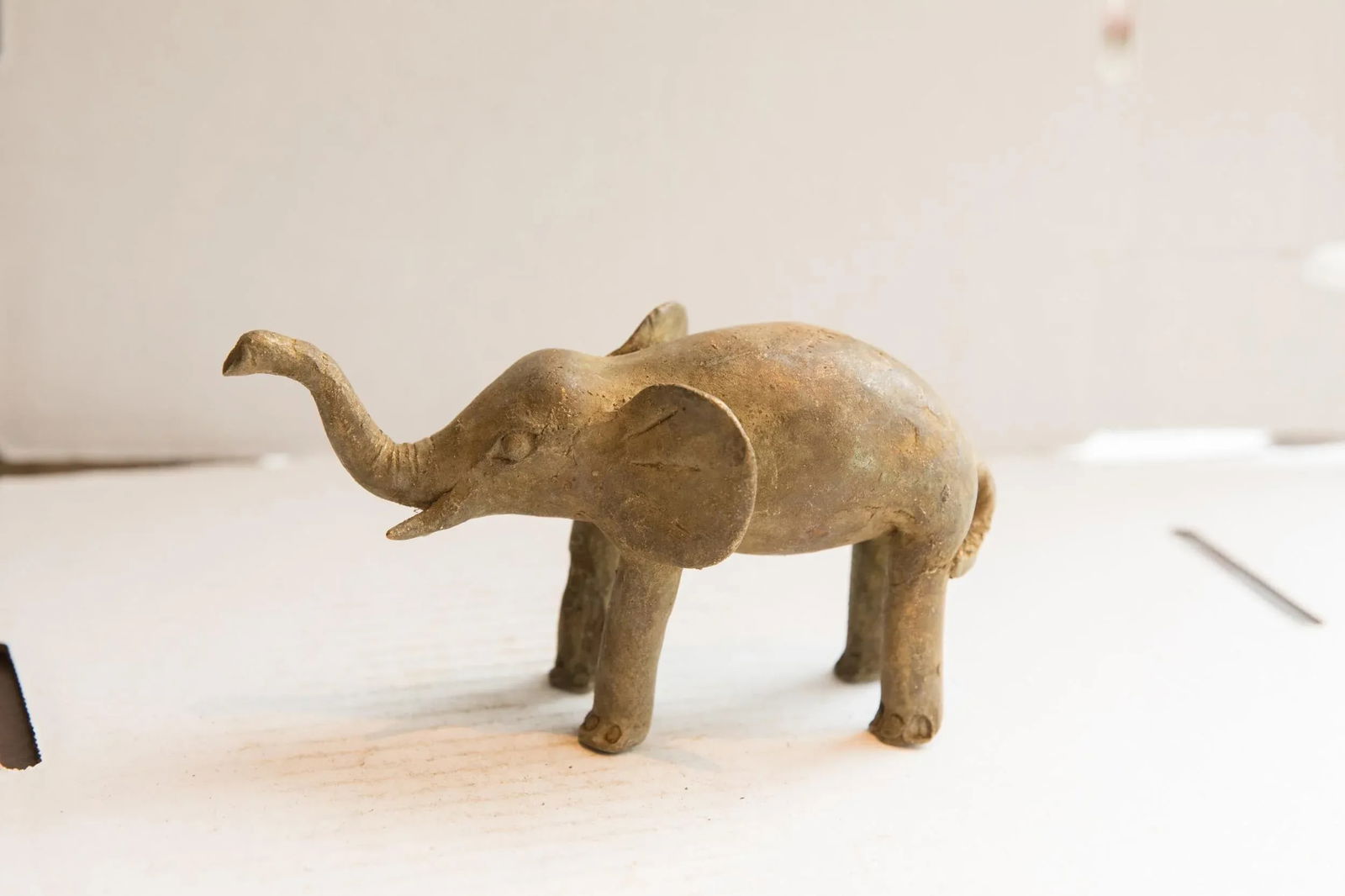 Vintage African Elephant Sculpture - 4
