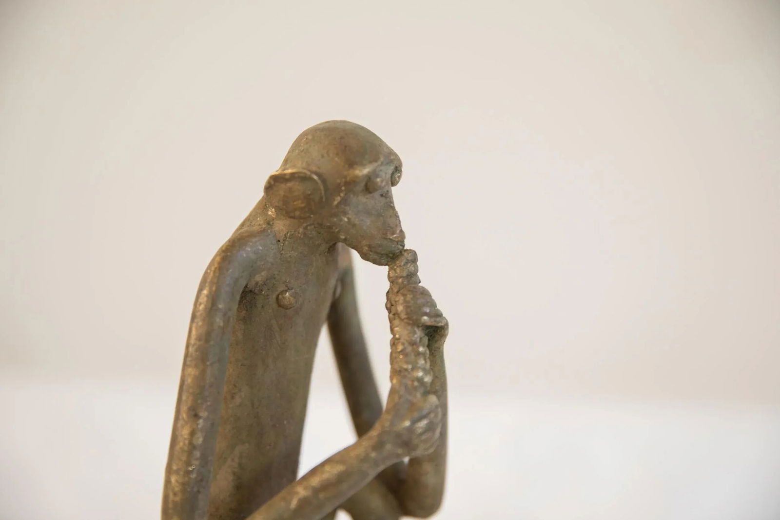 Vintage African Sitting Monkey Eating Sculpture - 7