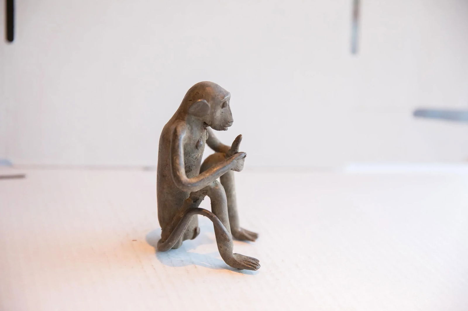 Vintage African Sitting Monkey With Banana Sculpture - 2