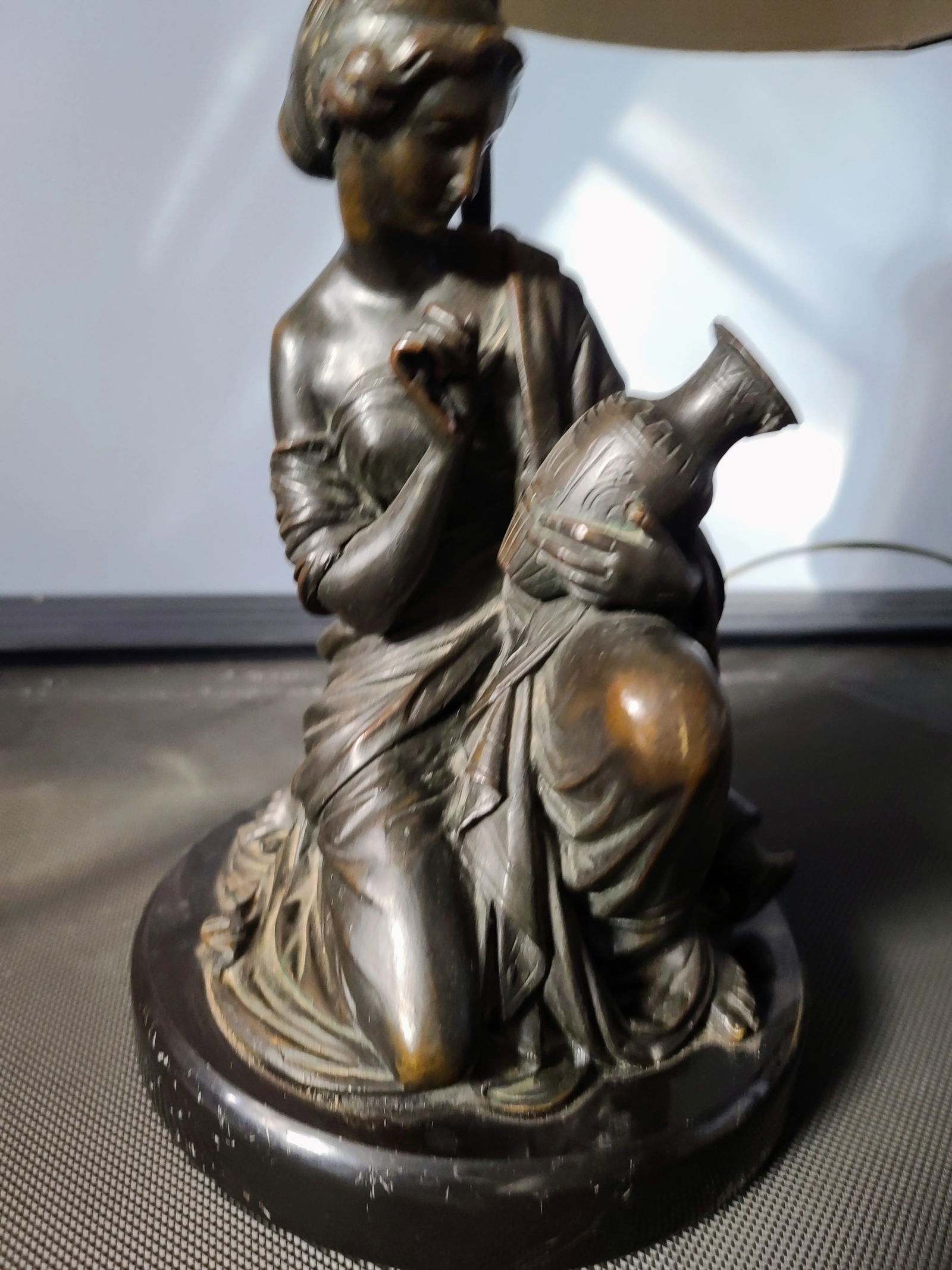 1970s Bronze Sculpture of Female Kneeling With Urn Table Lamp With Linen Shade - 3