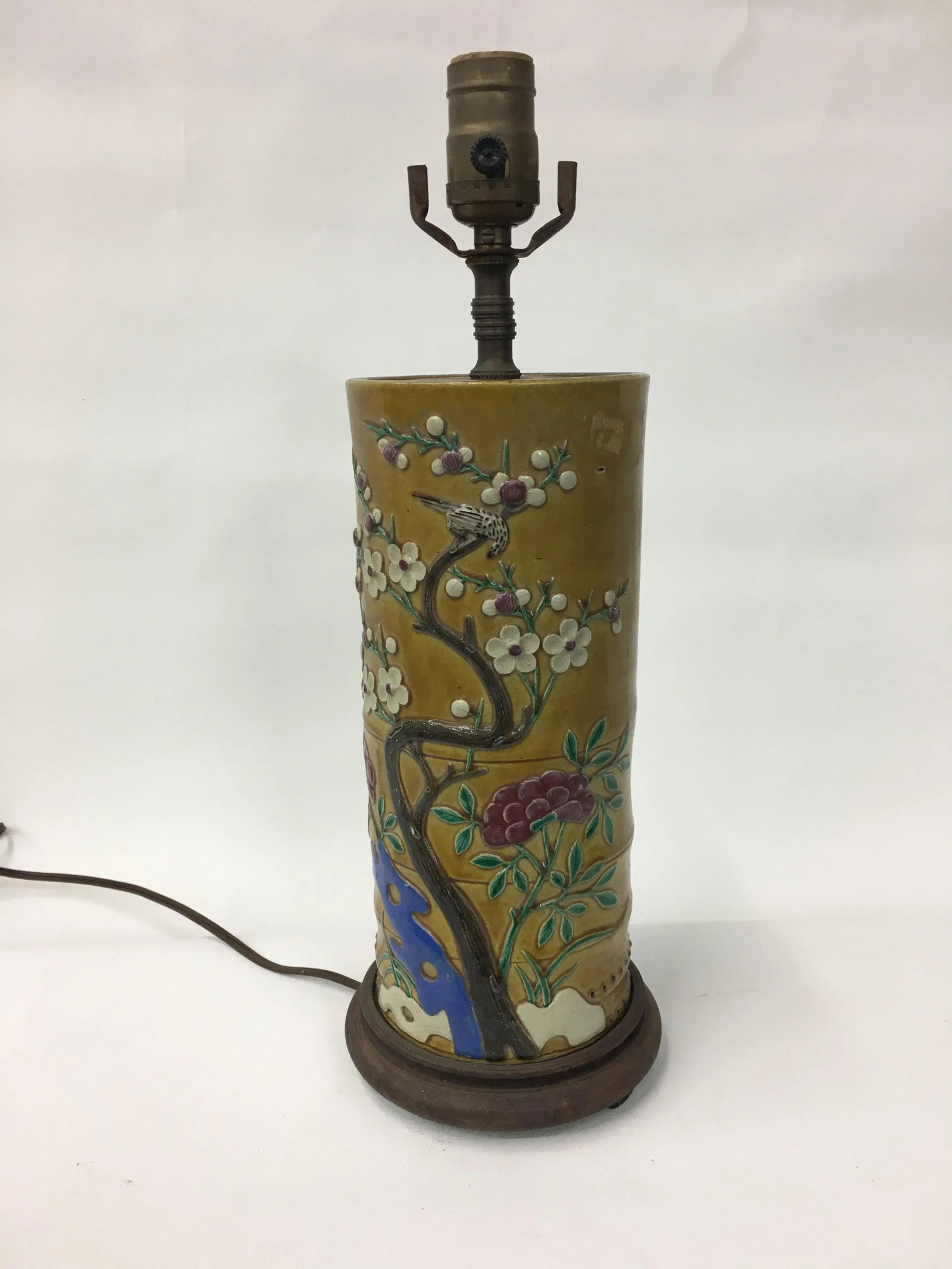 Vintage 19th Centry Chinese Hat Stand Lamp With Garden Scenery - 3