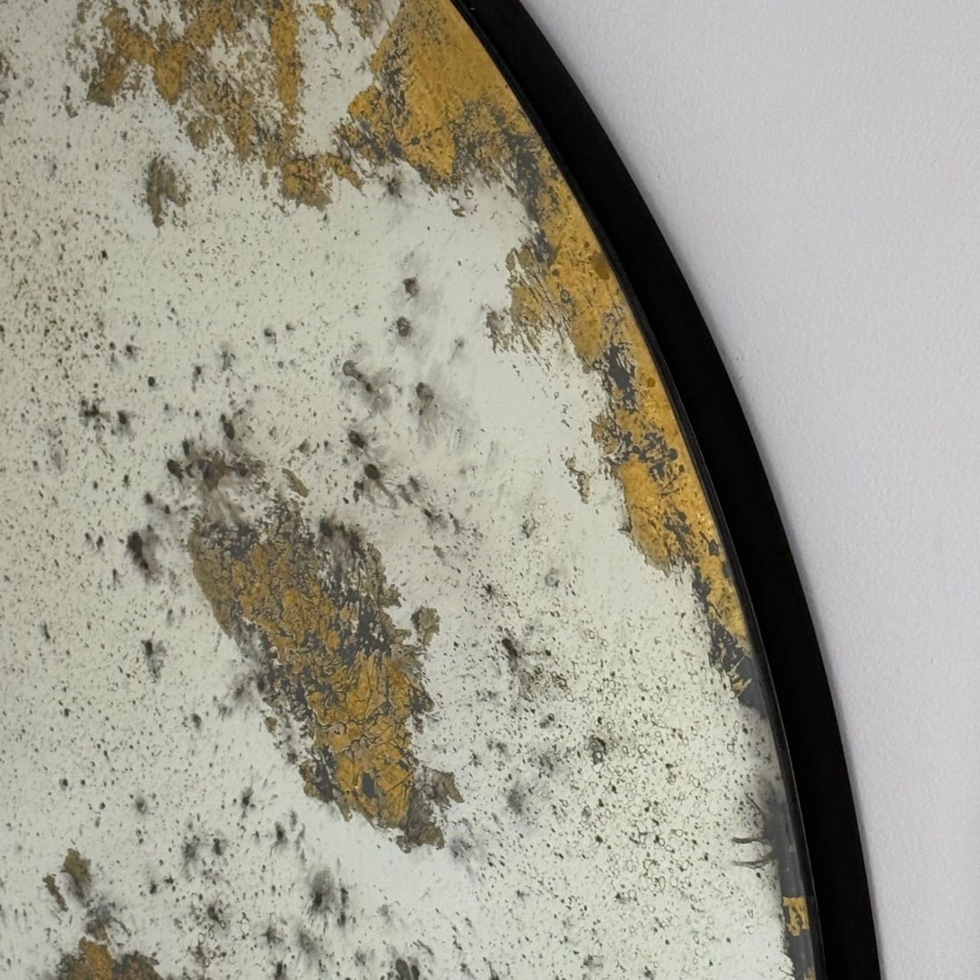 Hollywood Regency Style, Round Wall Mirrors, Eglomise Glass, Gold Leaf, 21st C. - 10