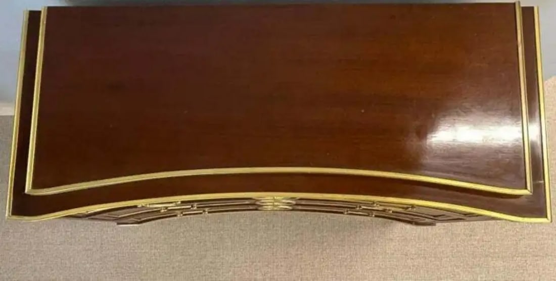 Pair of Large Russian Neoclassical Style Inverted Front Commodes Chests - 9