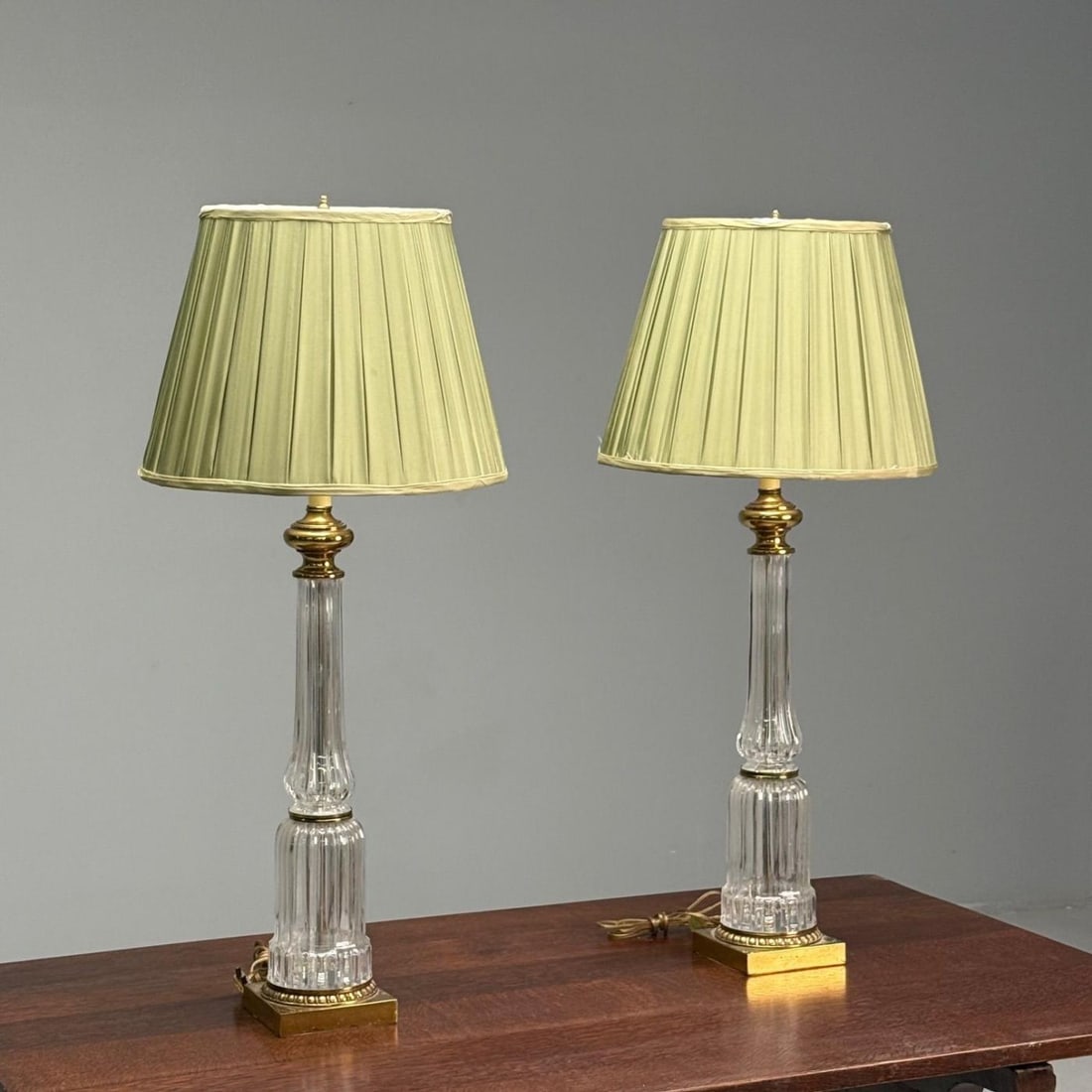 Hollywood Regency Style, Table Lamps, Fluted Crystal, Gilt Metal, USA, 1980s - 4