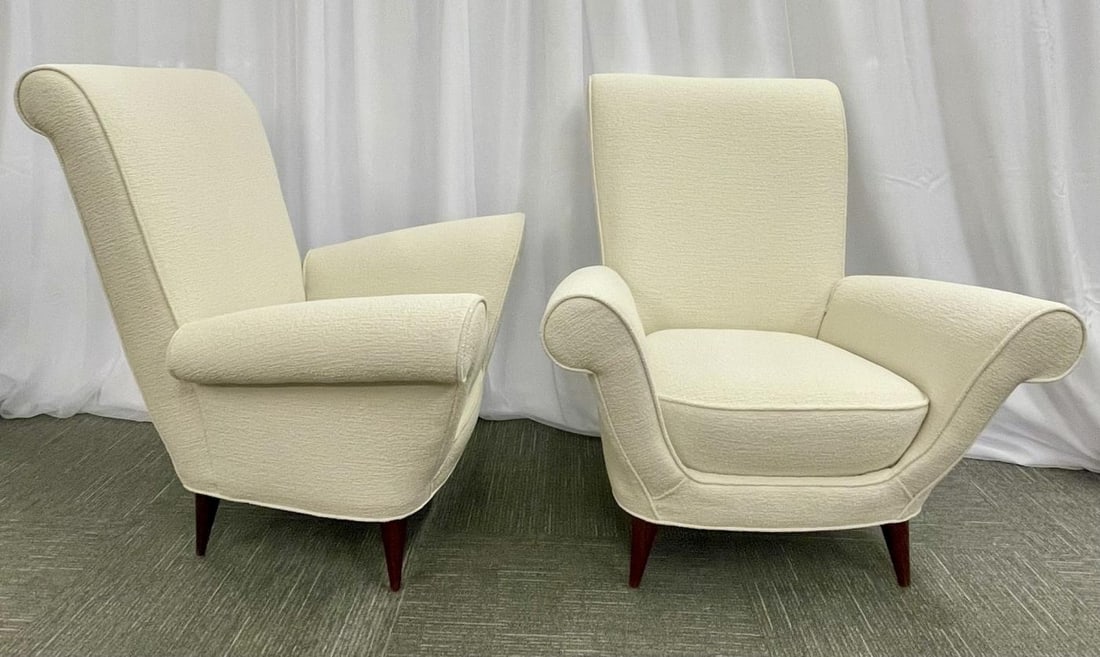Mid-Century Modern Pair Lounge Chairs, Manner of Paolo Buffa, Bouclé - 3