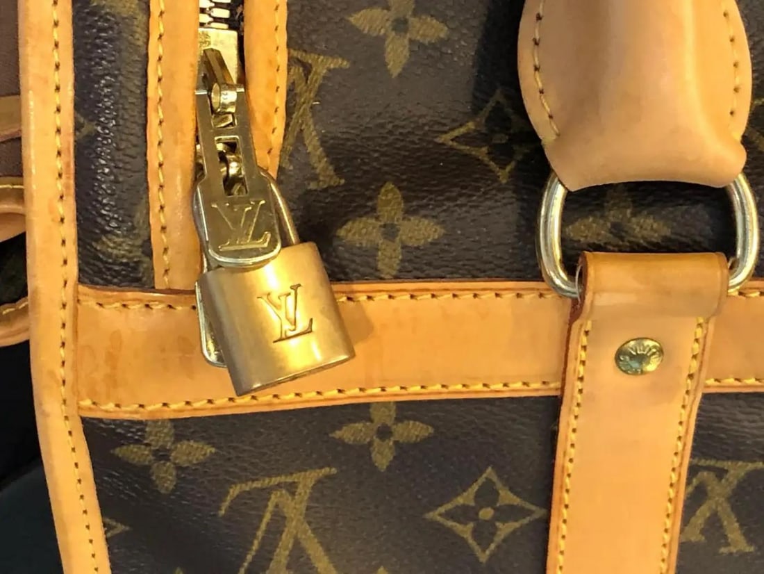 Louis Vuitton Dog Carrier 40 Monogram Canvas Luggage Bag - 4
