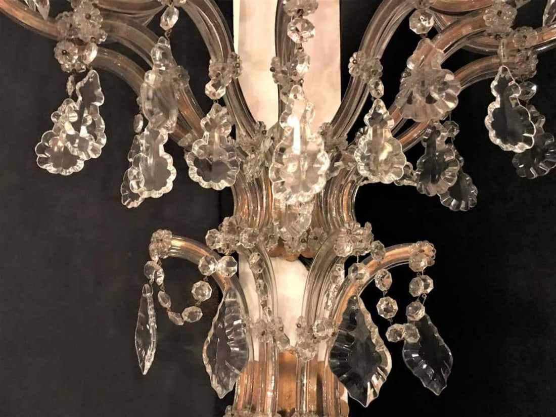 Pair of Venetian Crystal Ten Lights Wall Sconces, circa 1940 - 4