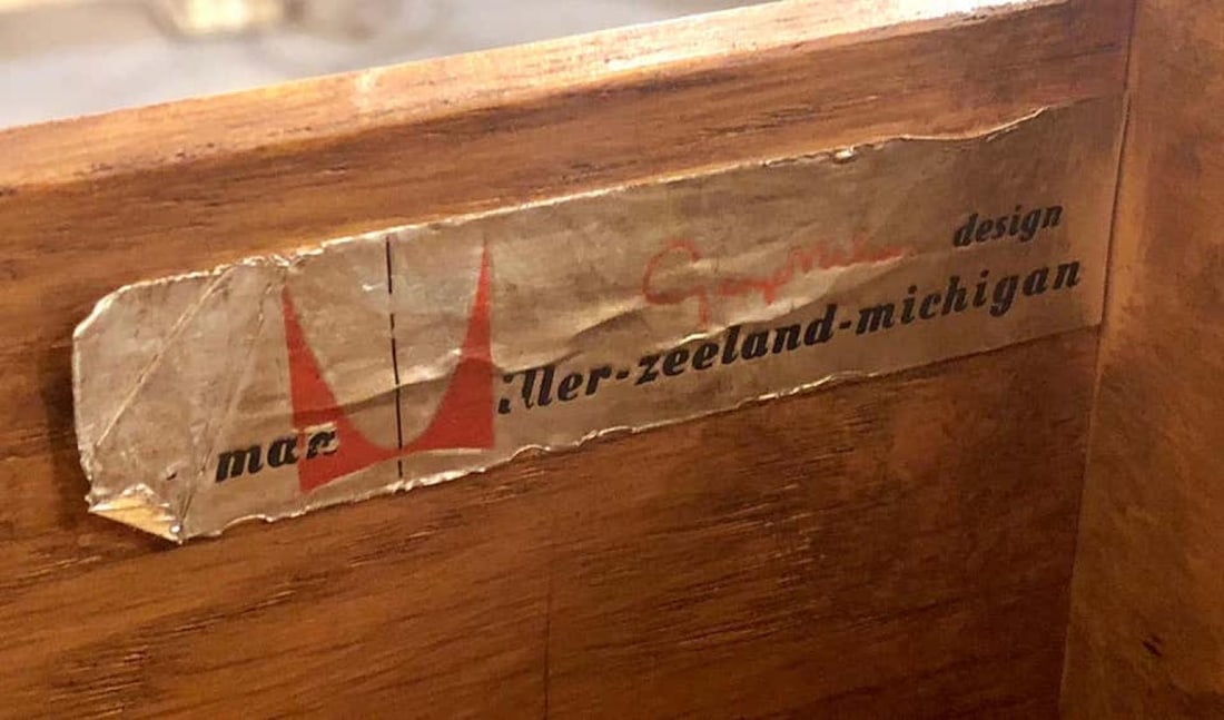 Pair of George Nelson Design for Herman Miller Chests / Dressers / Commodes - 4