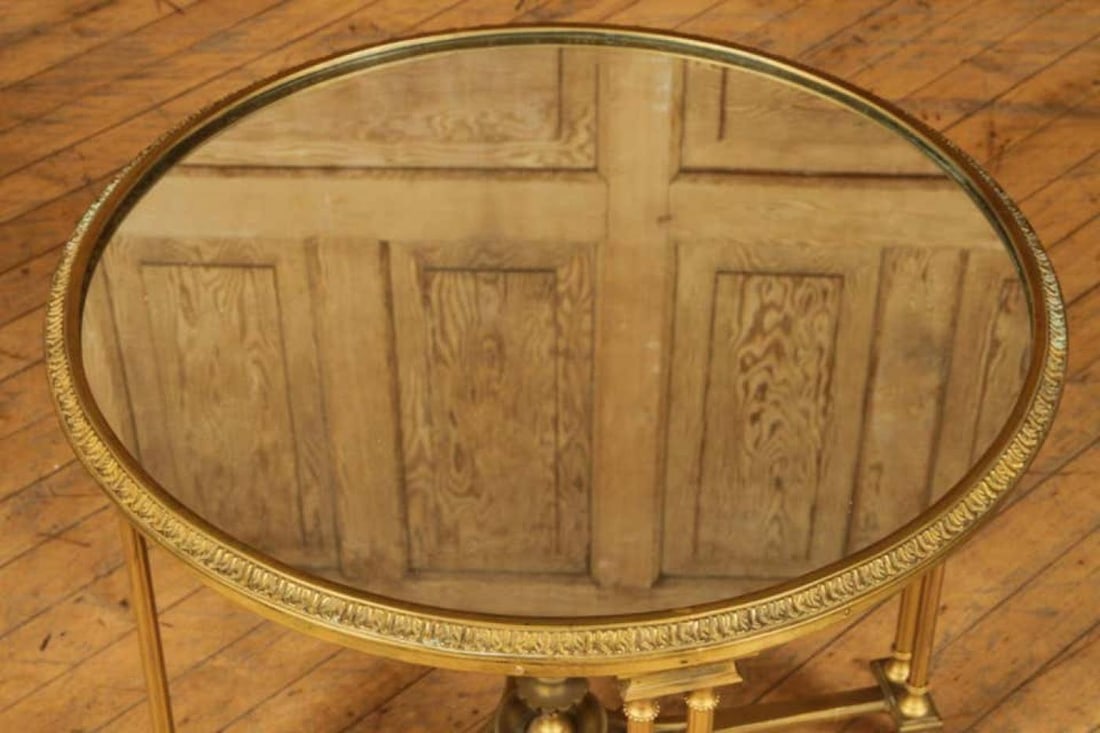 Pair of Bagues Style Gilt Bronze Neoclassical End Tables or Pedestals - 5