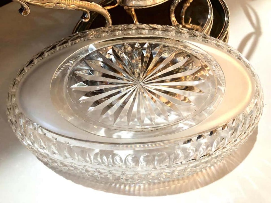 George III Style Silver Plated Oval Center Bowl with Cut Glass Liner - 3