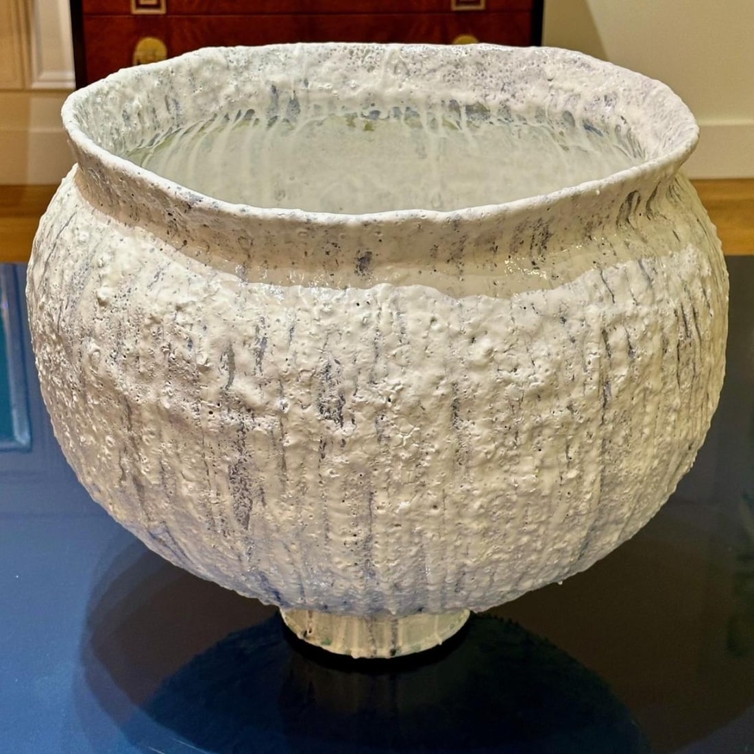 Jon Tierney, Contemporary, Large Modern Moon Jar, Glazed Ceramic, White and Blue - 6