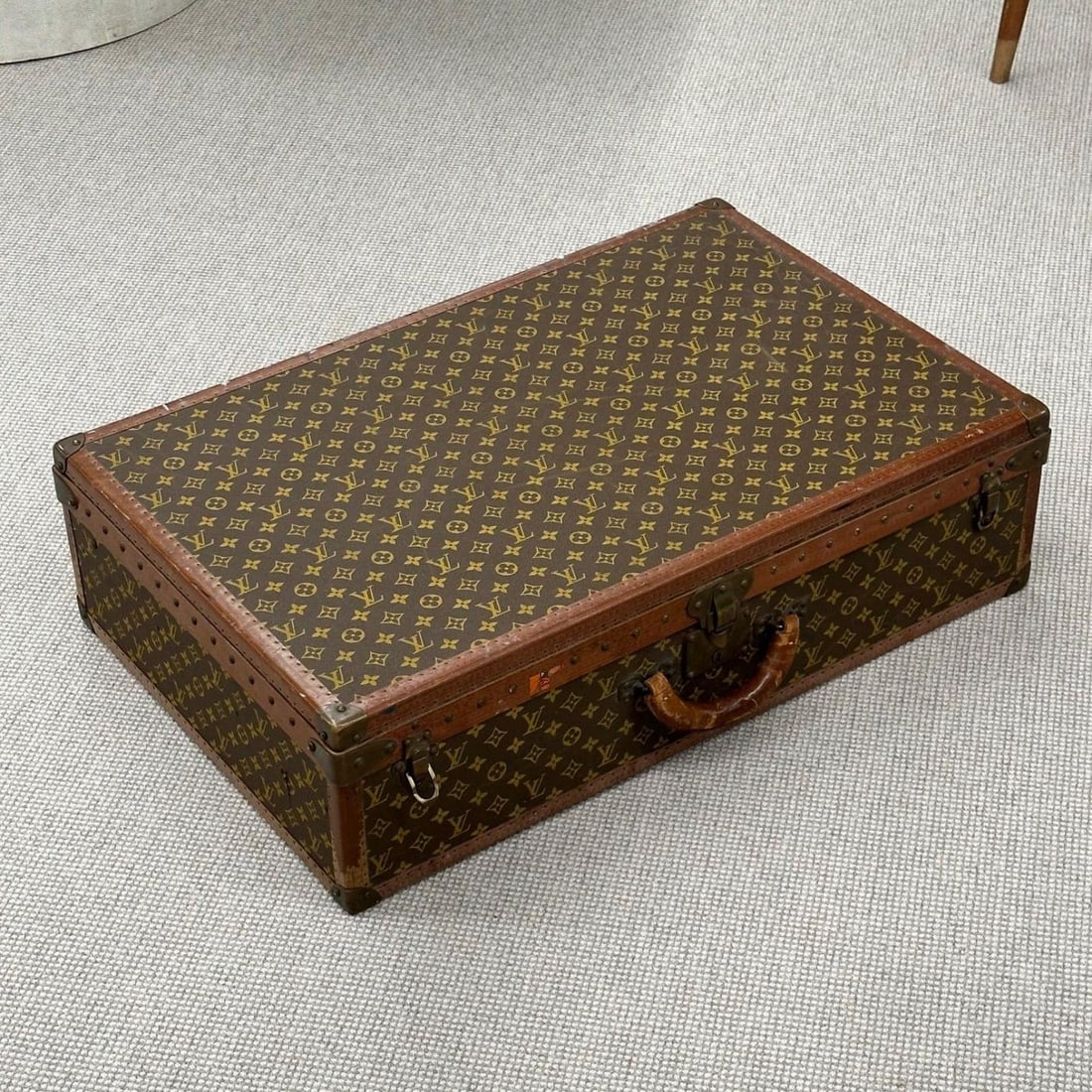 Louis Vuitton Monogram Suitcase / Luggage or Trunk, Alzer 80, Mid 20th Century - 6