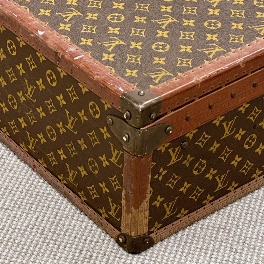 Louis Vuitton Monogram Suitcase / Luggage or Trunk, Alzer 80, Mid 20th Century - 9