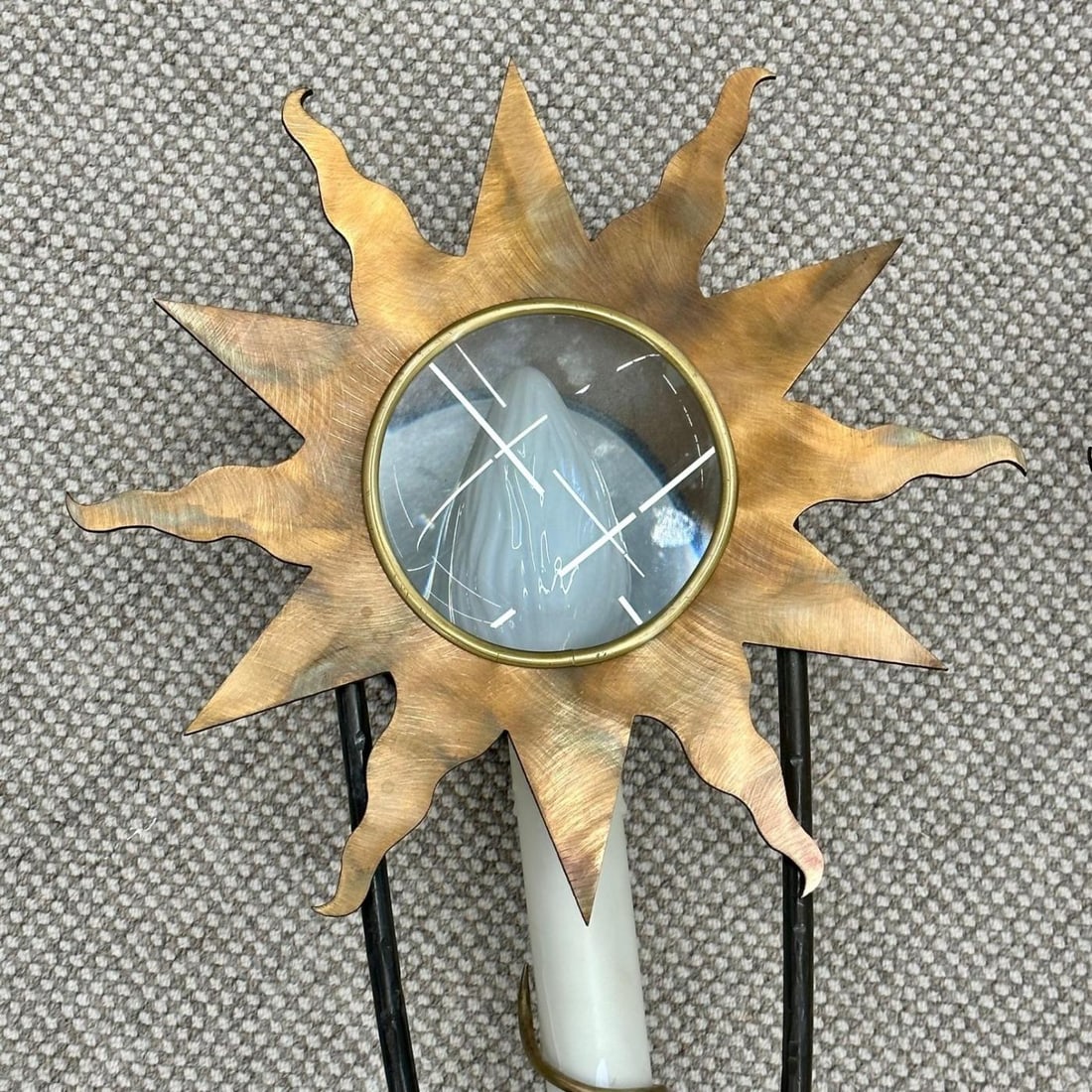 French Mid-Century Modern, Wall Sconces, Sunburst Motif, Brass, France, 1960s - 10