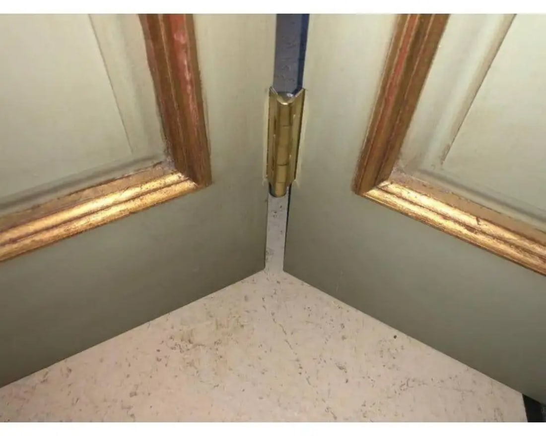 Italian Paint Decorated & Parcel-Gilt Monumental Screen or Room Divider - 11