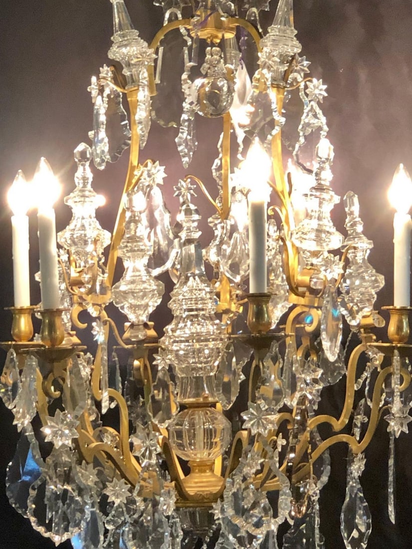 19th Century Bronze and Large Crystal Palatial Chandelier - 4