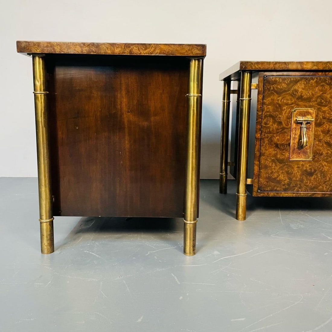 Pair Mid-Century Modern Mastercraft Nightstands, Floating Cabinets in Elm, Brass - 9