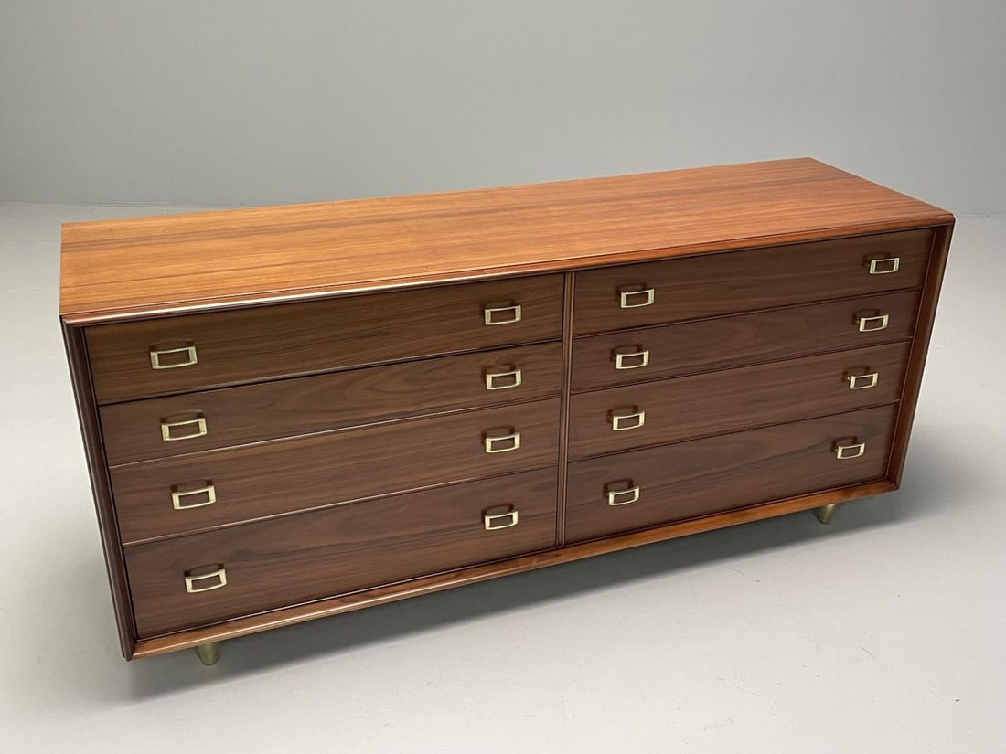 Paul Frankl, Mid-Century Modern, Concave Nightstands, Walnut, Brass, USA 1950s - 12