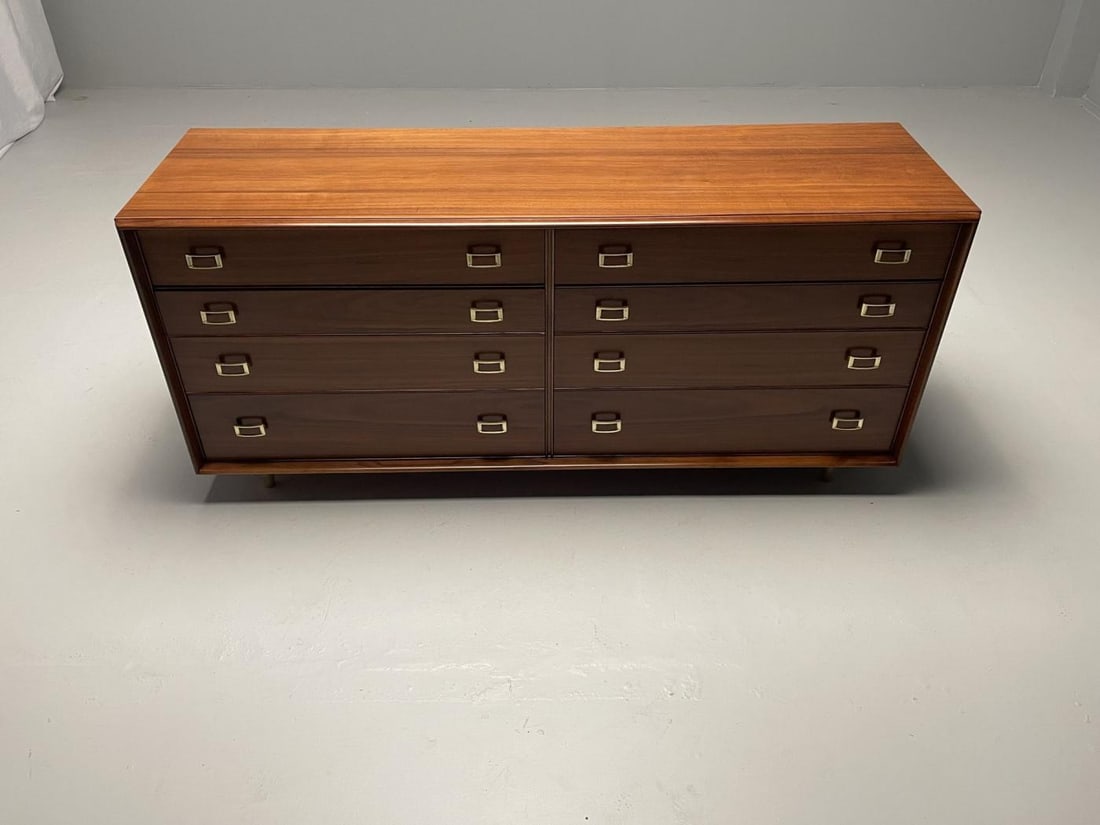 Paul Frankl, John Stuart, Mid-Century Modern, Dresser, Walnut, Brass, USA, 1950s - 6