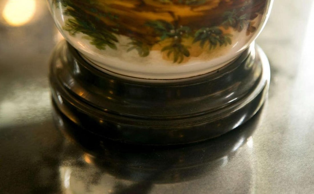 19 C. French Chinoiserie Porcelain Lamps - Pair - 7