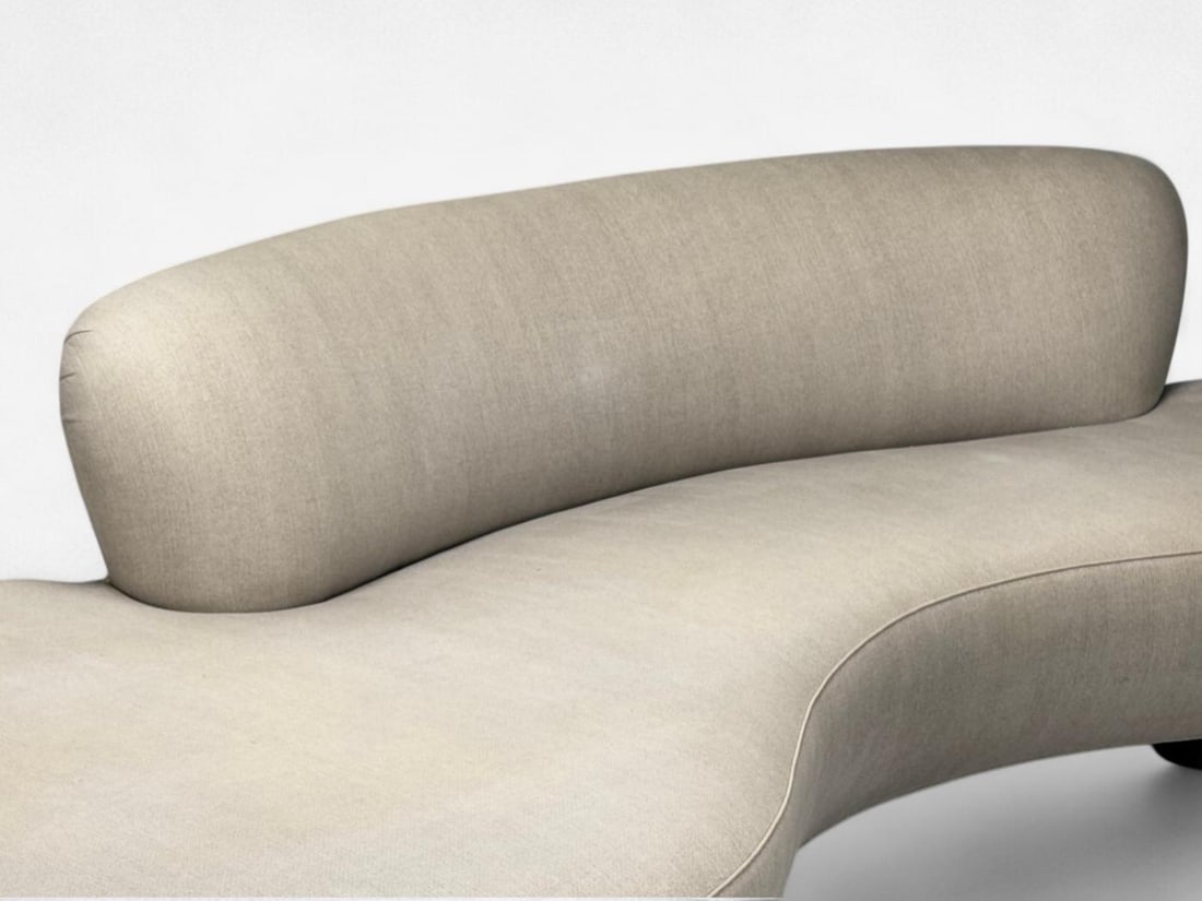 Vladimir Kagan, Walnut, Fabric, Monumental Serpentine Sofa, USA, 2000s - 9