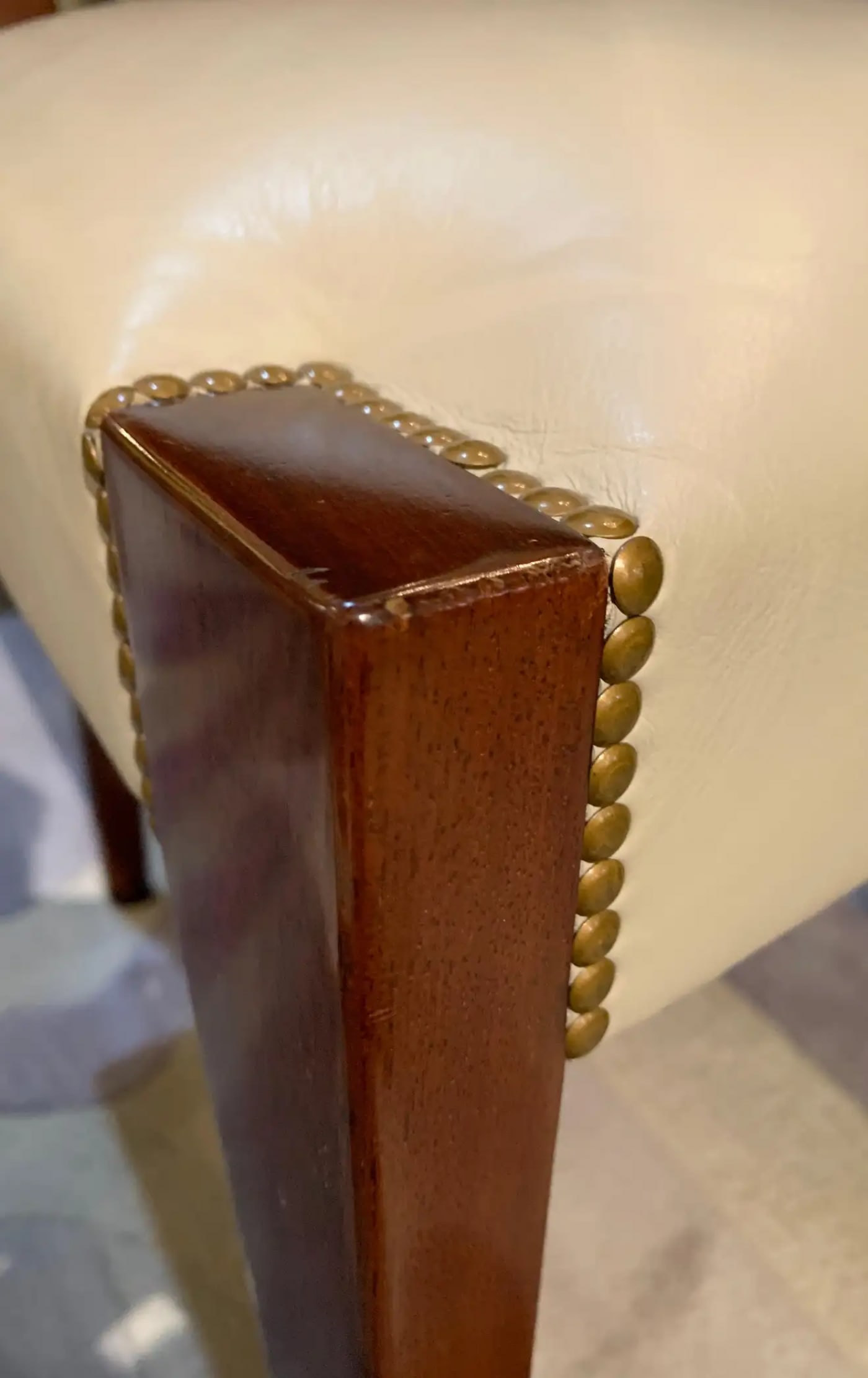 Set of Five Midcentury Art Deco Style Shield Back Dining, Office or Side Chairs - 12