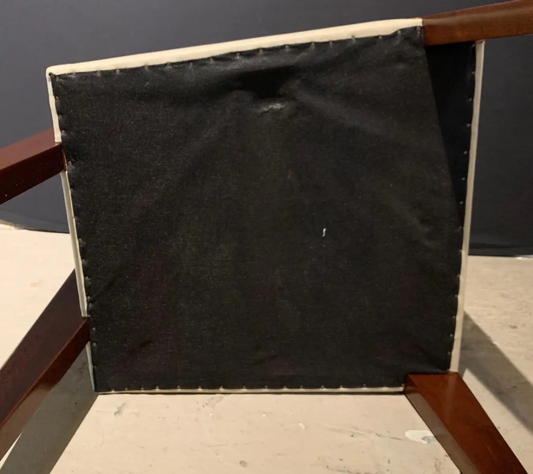 Set of Five Midcentury Art Deco Style Shield Back Dining, Office or Side Chairs - 8