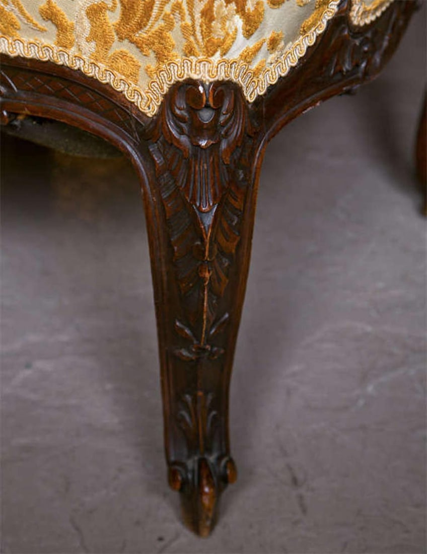 Pair of French Louis XV Style 1930s Walnut Armchairs Embroidered Upholstery - 6