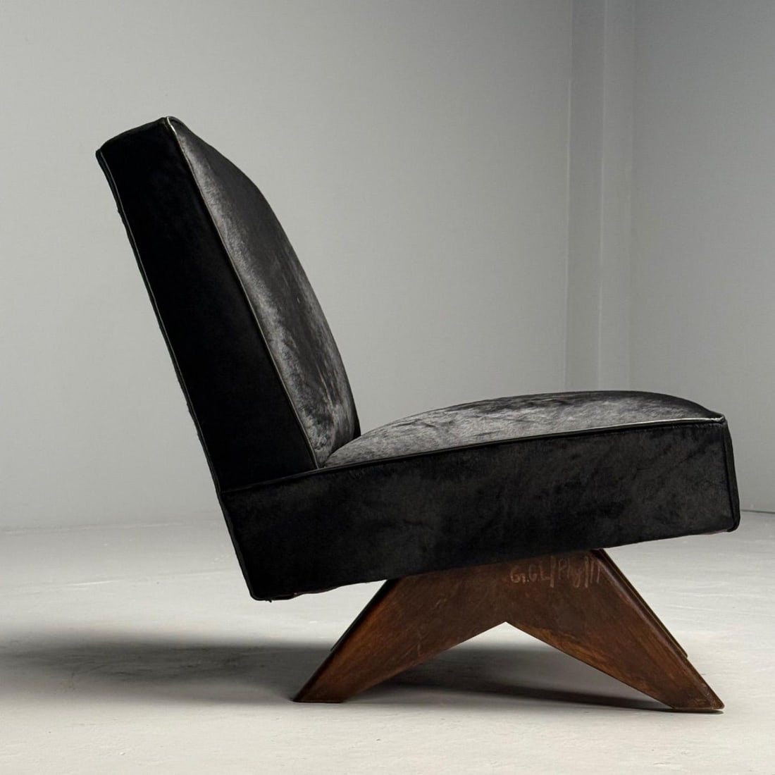 Pierre Jeanneret, French Mid-Century Modern, Slipper Chairs, Black Cowhide, Teak - 8