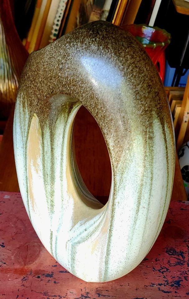 Vintage abstract sculptural authentic Chinese ceramic flower vase - 4