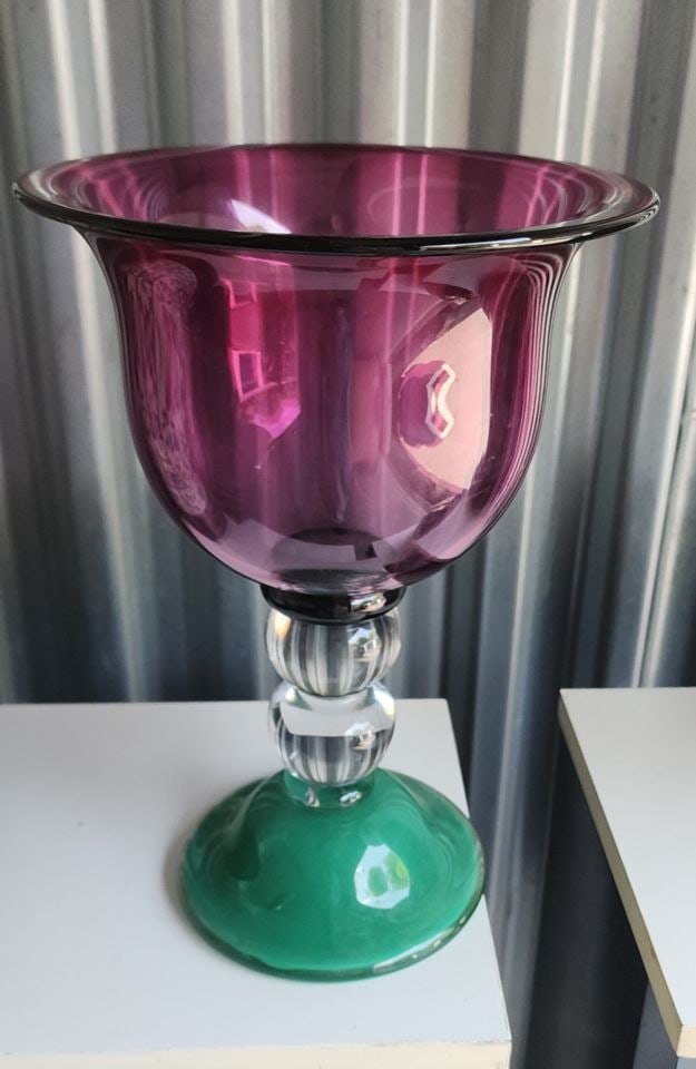 Striking tricolor vintage oversize heavy art glass goblet-style vase. Makes statement in any decor. - 3