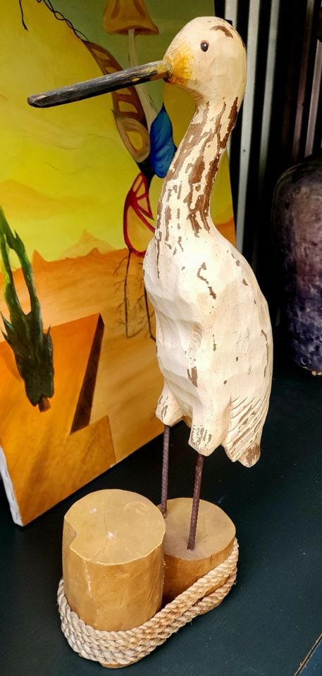 Wonderful wood carved of a crane or heron perched on a roped footing - 3