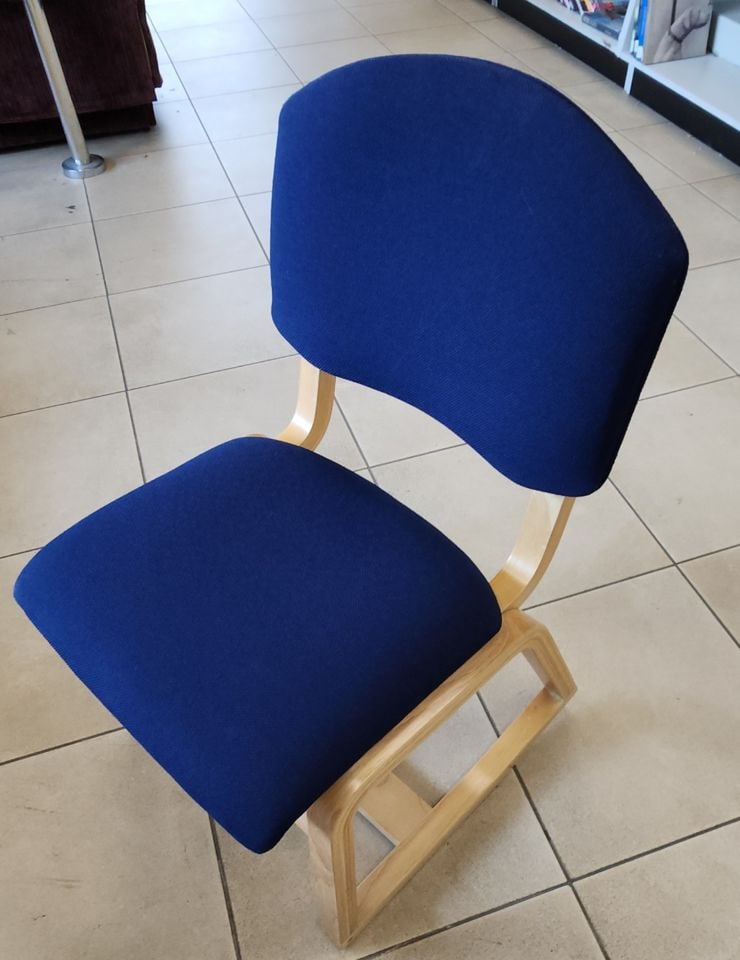 Pair of Mid-Century Modern Scandinavian Style two-position side chairs by University Loft of Indiana - 3