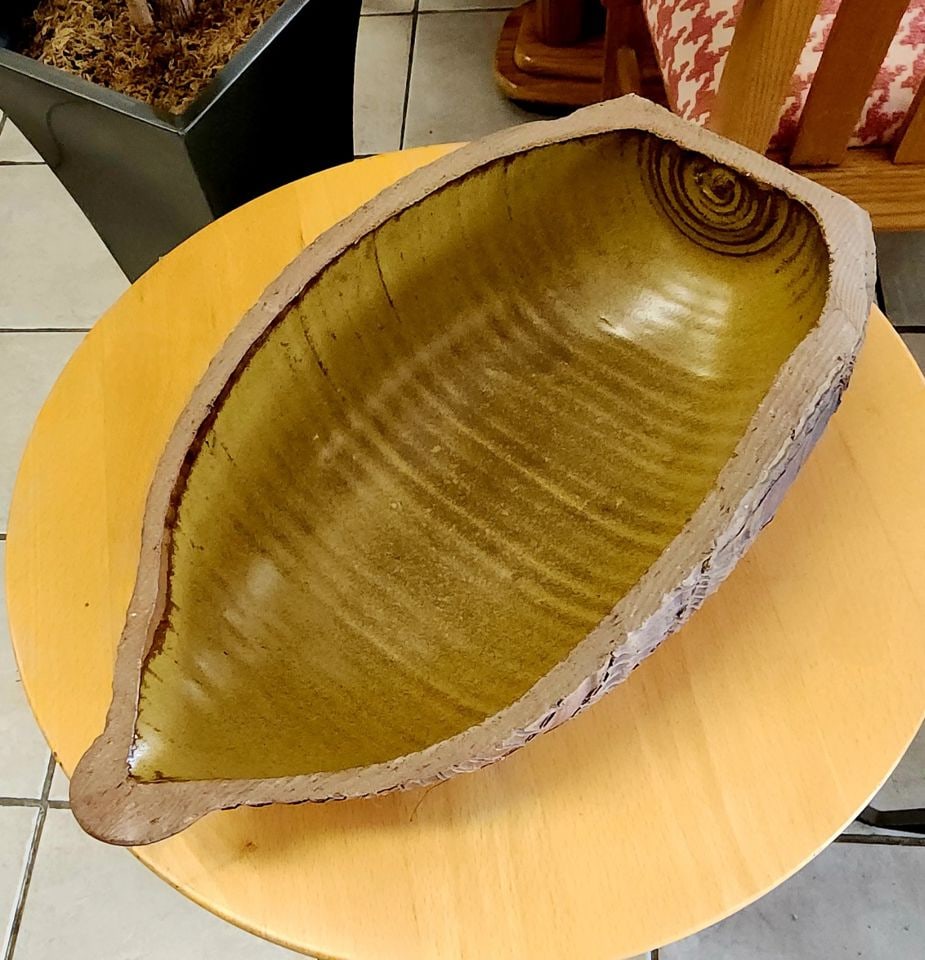 Rare Vintage Primitive Hamilton Farmhouse Earthenware Folk Art Puffer Fish Baking Dish. Signed '71. - 2