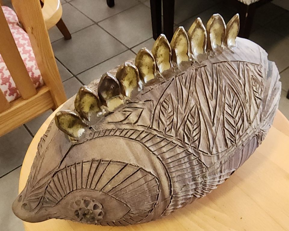 Rare Vintage Primitive Hamilton Farmhouse Earthenware Folk Art Puffer Fish Baking Dish. Signed '71. - 5