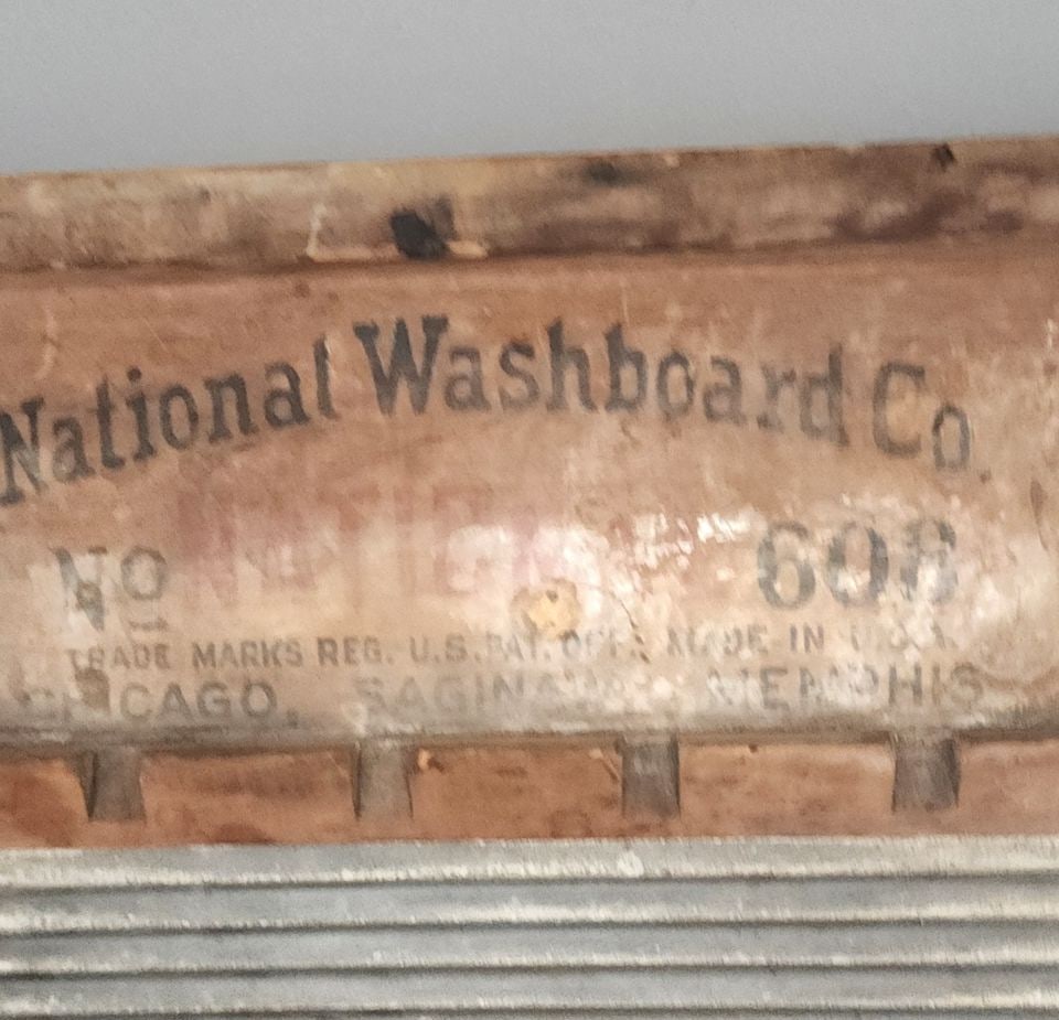 Original laundry tech. Antique washboard "The Dawn" by National Washboard Co. board company - 2