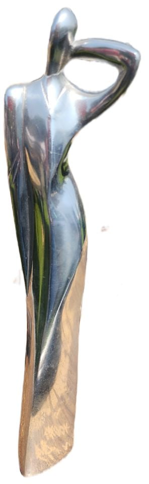 Vintage polished metal sculpture featuring an elegant lady of the 20th century Deco era. - 2