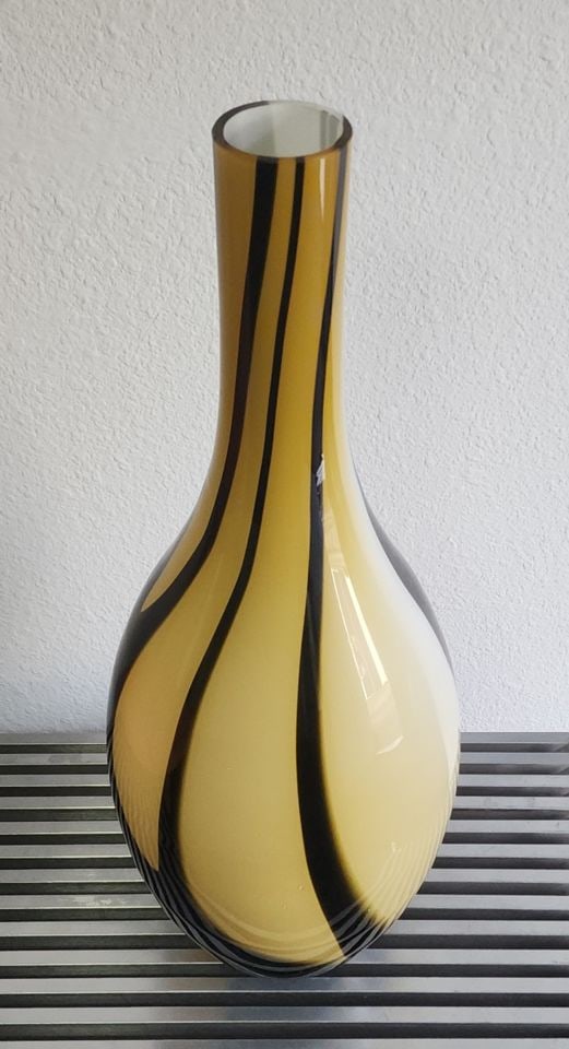 Vintage monumental 28" tall elegant art vase w/ with bold abstract design - 2