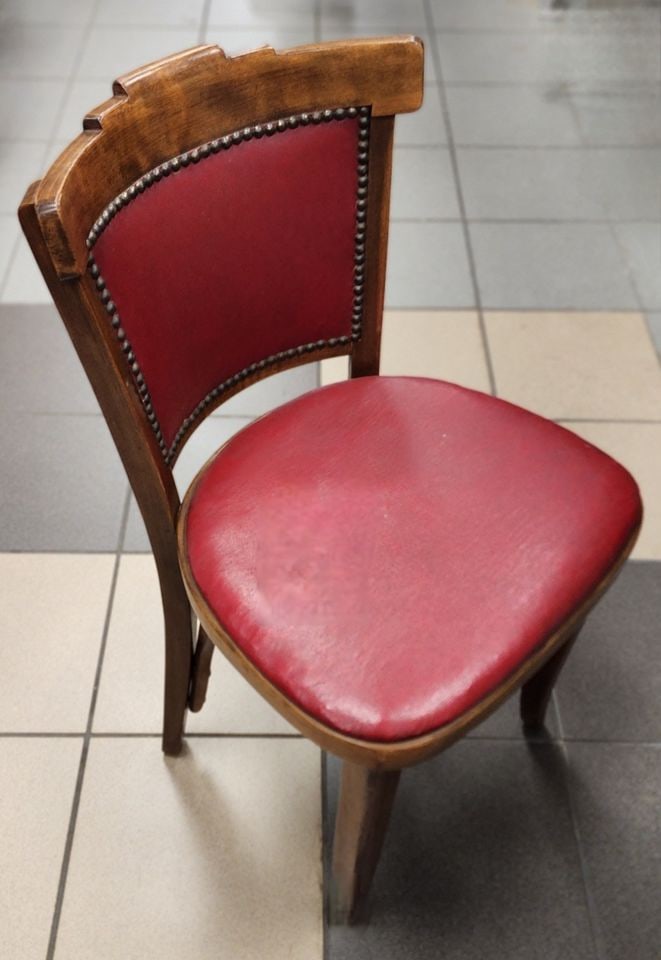 Rare Set of 4 early mid-century Thonet leather dining chairs w/ unique deco design & nail accents. - 4