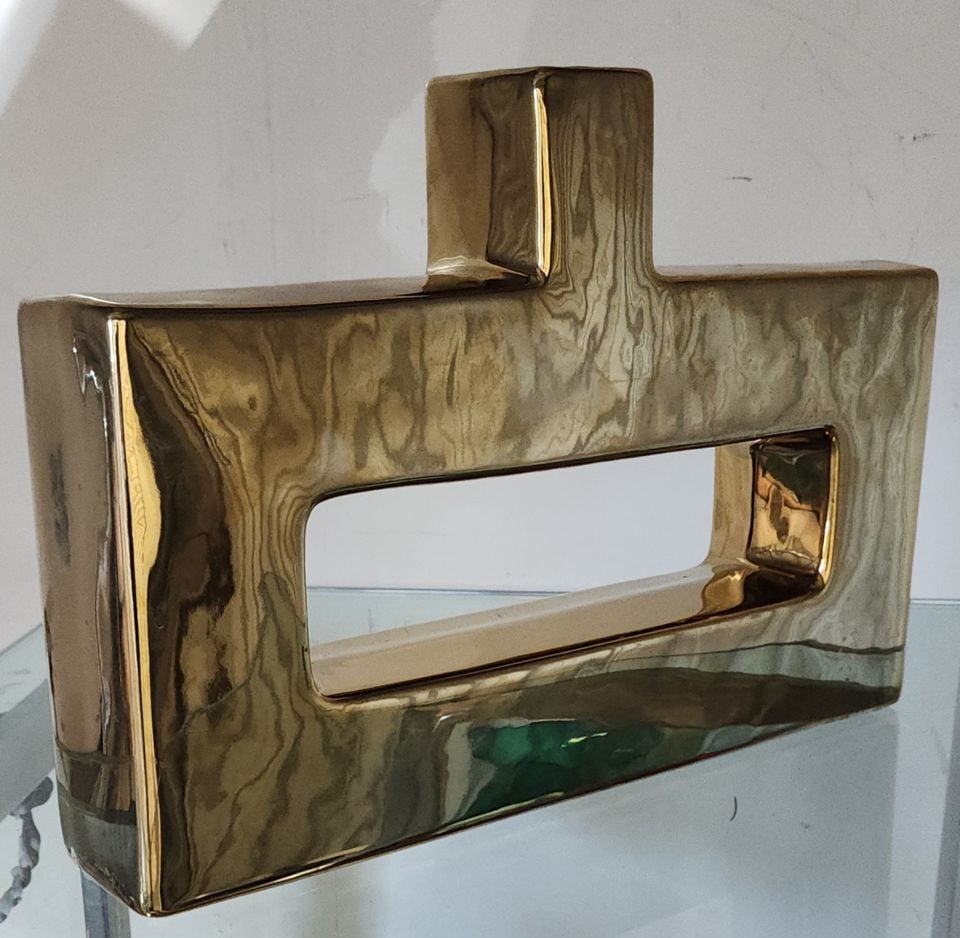 Stunning large Modernist ceramic architectural constructivist sculpture vase w/ brilliant gold glaze - 3