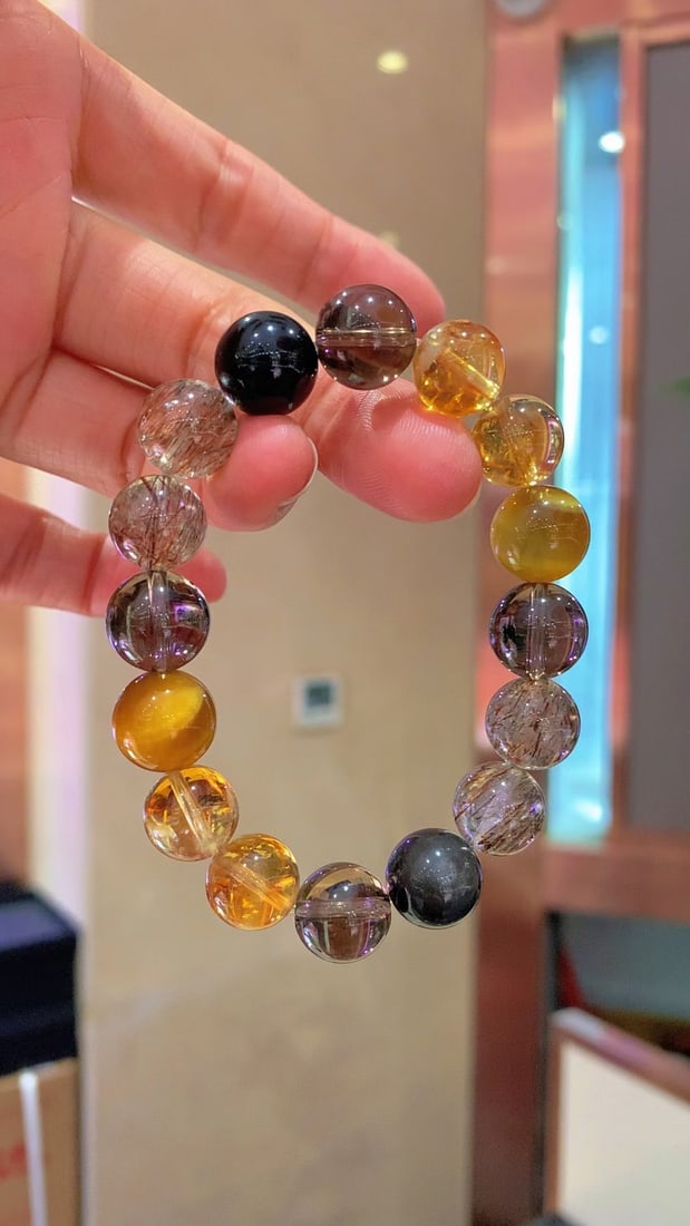 Crystal Beaded Bracelet (1 of 1)