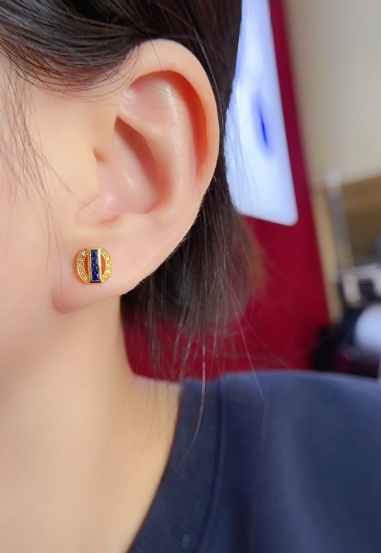 18K Gold Sapphire Stud Earrings with Diamond Inlay - 5