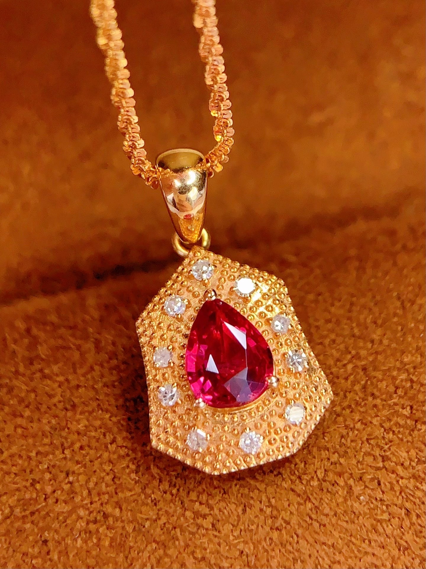18K Gold Natural Unheated Ruby Pendant - 3