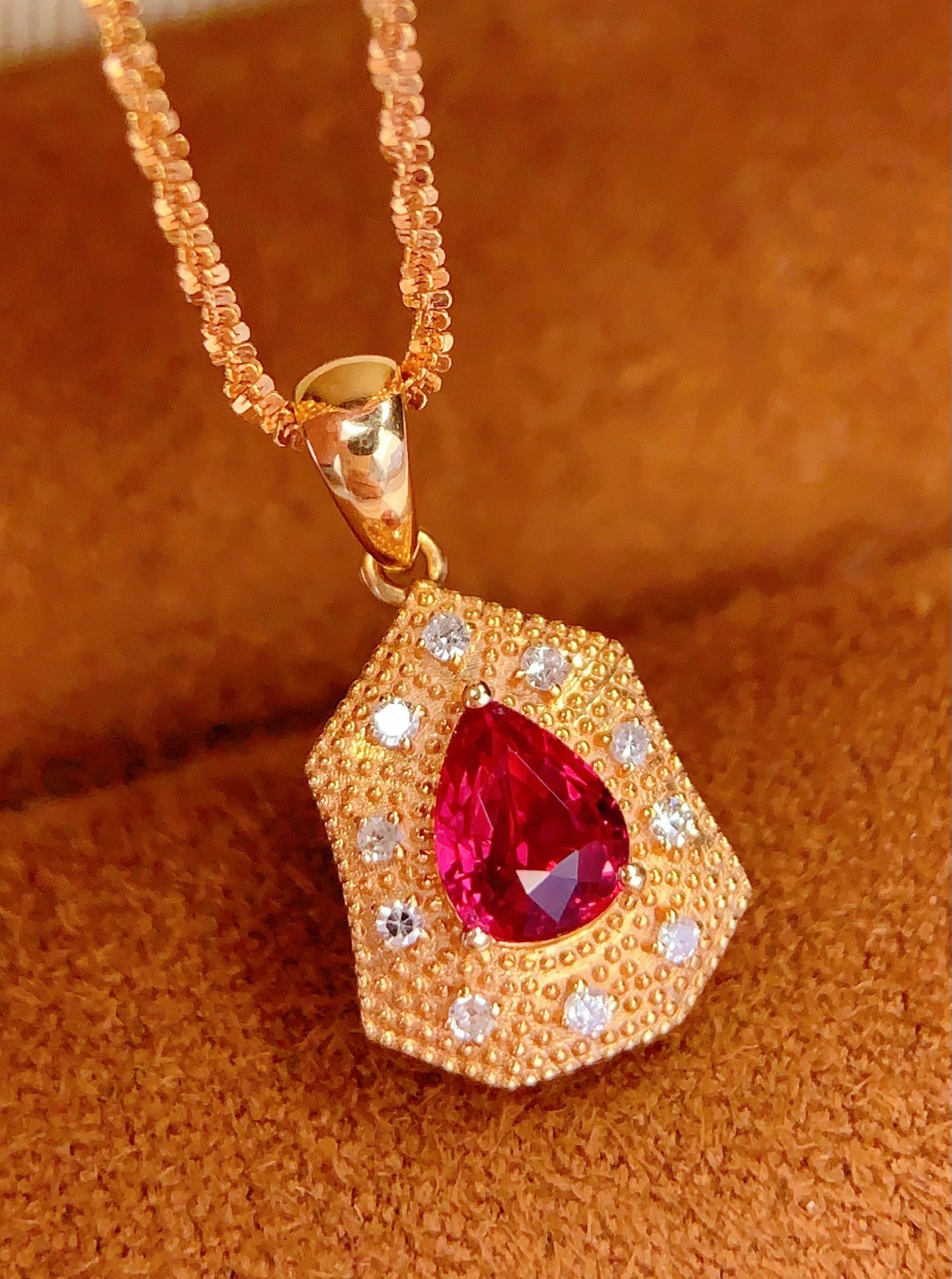 18K Gold Natural Unheated Ruby Pendant - 4